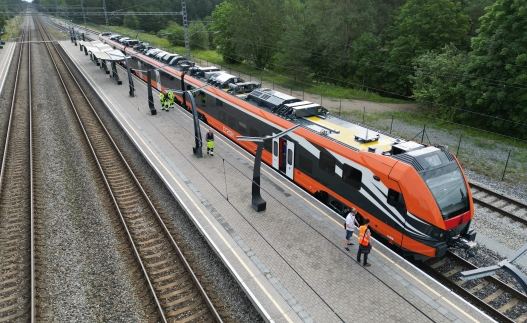 Uus Škoda rong Pääsküla jaamas